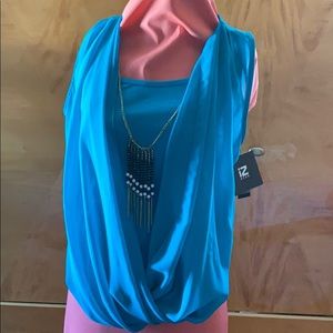 IS Byer sleeveless top